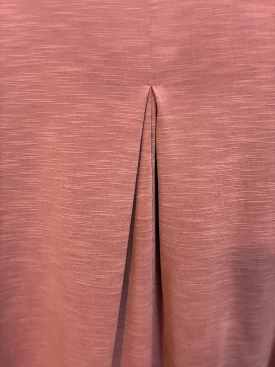 MOD REF Women’s V Neck Short Sleeve Flowing Mauve T Shirt- Size Large - Picture 11 of 13